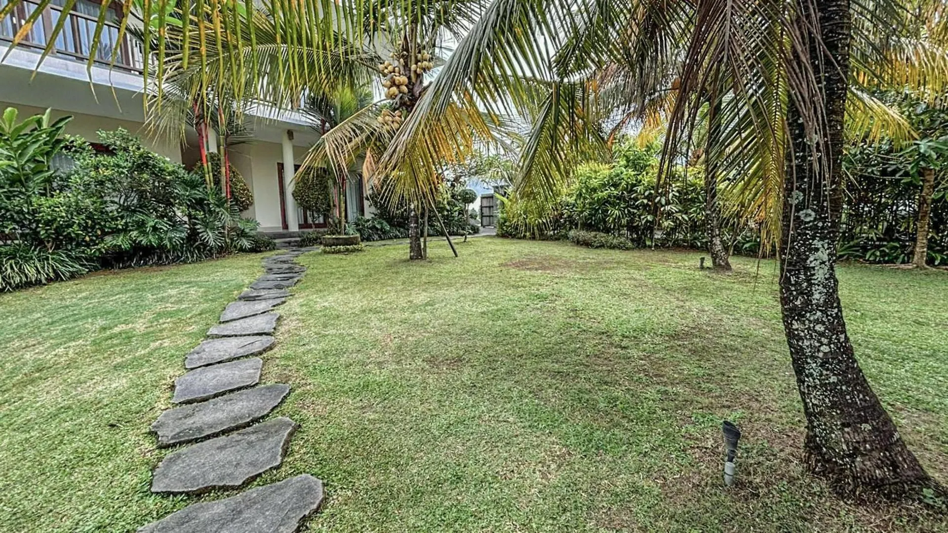 Dlobong Suite Ubud 2*,  Indonesia